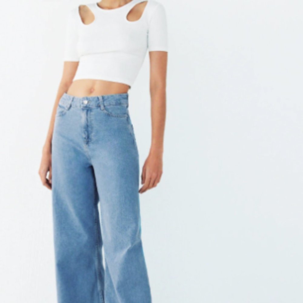 ZARA CUT OUT T-SHIRT ROUND NECK T-SHIRT